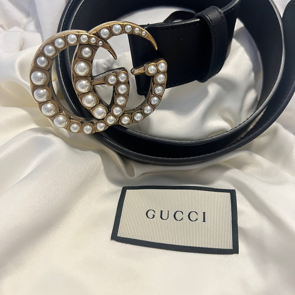 Gucci belt with pearls ❤️